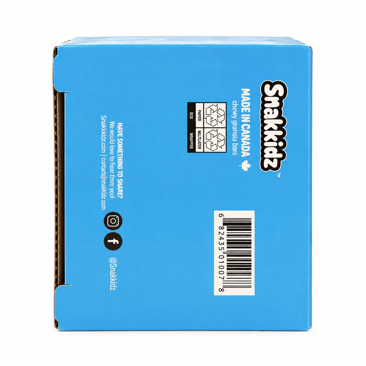Box of Organic Chewy Granola Bars from Snakkidz, featuring blue packaging and recycling symbols.