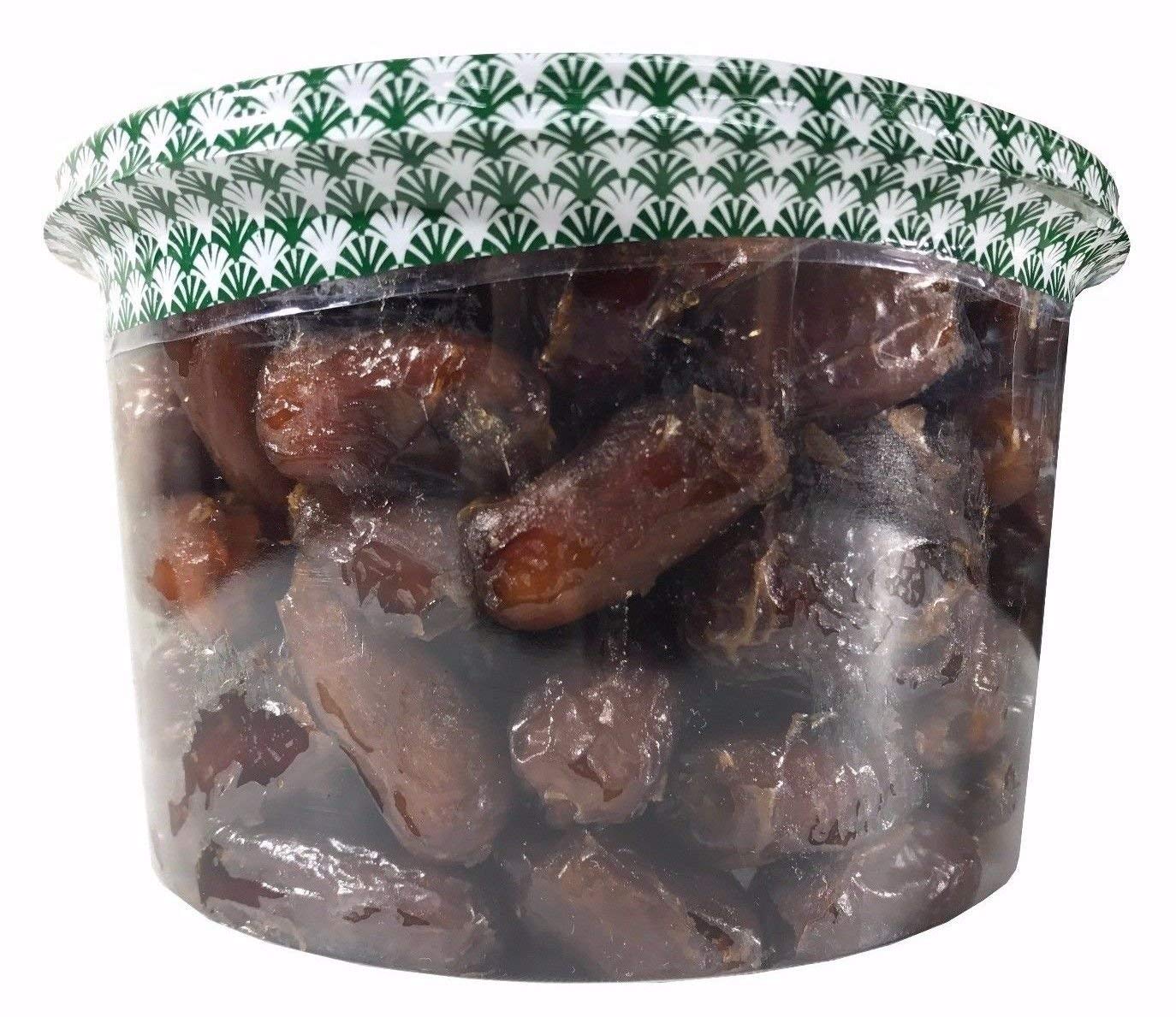 Hadley Organic Pitted Dates California Grown Deglet Noor in a clear container, showcasing organic pitted deglet noor dates.